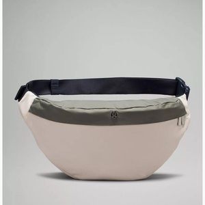 Lululemon Large Classic Belt 3.5 L